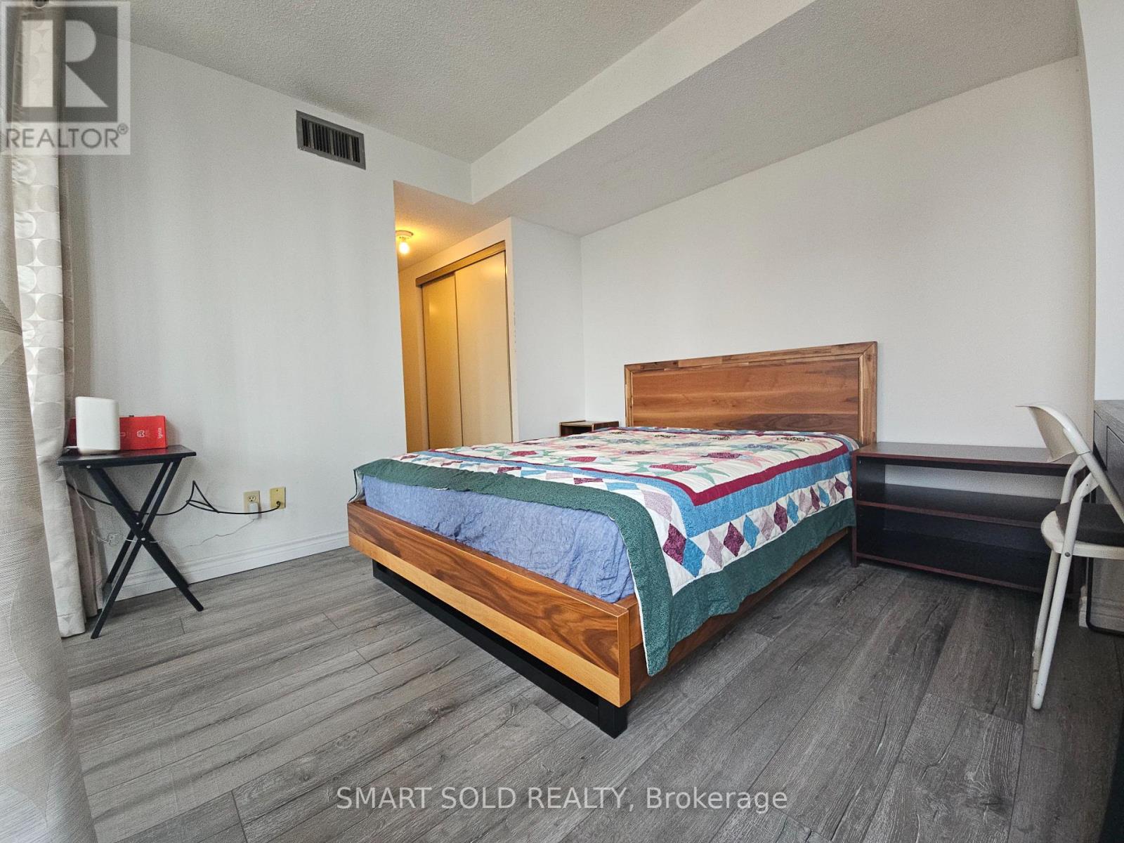 1806 - 55 Centre Avenue, Toronto, Ontario  M5G 2H5 - Photo 6 - C12321437