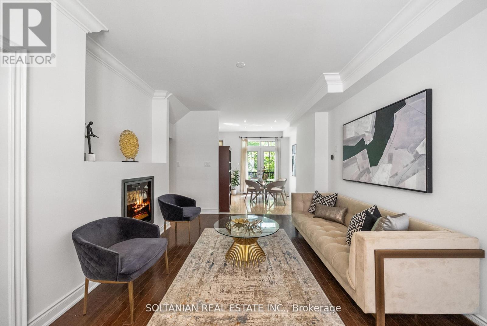 Property at 25 SLINGSBY LANE image 2