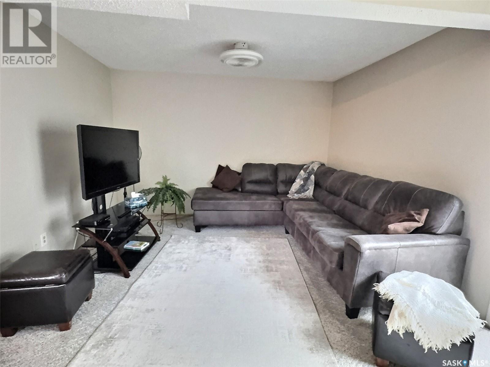 525 First A Street, Estevan, Saskatchewan  S4A 0C4 - Photo 16 - SK014469