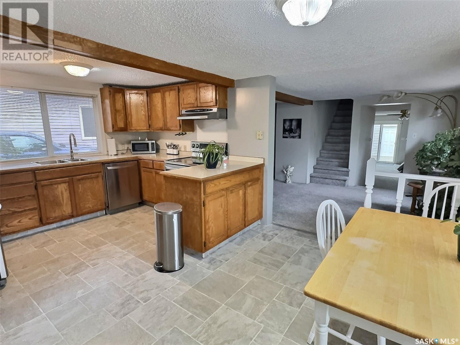 525 First A Street, Estevan, Saskatchewan  S4A 0C4 - Photo 4 - SK014469