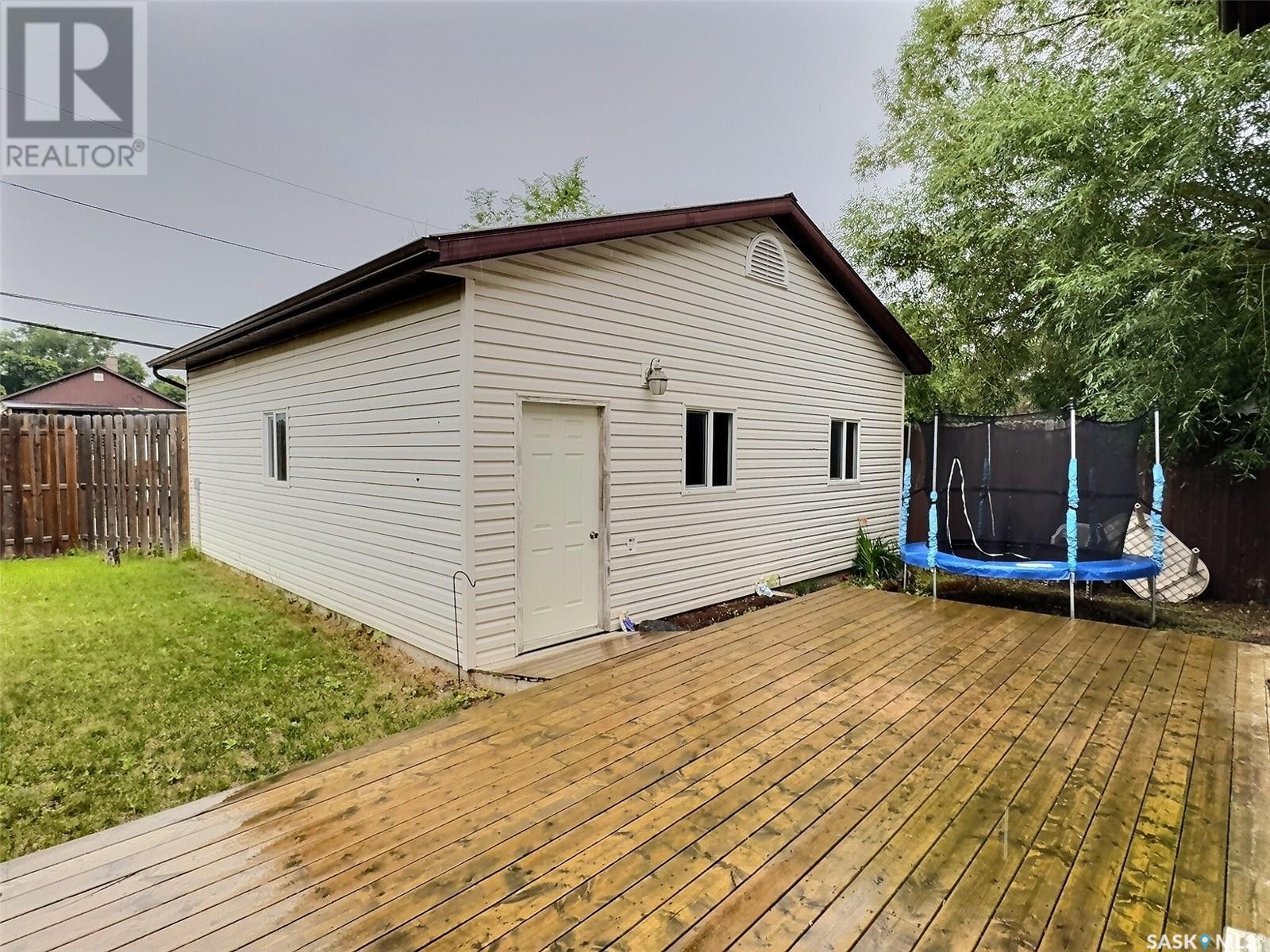 525 First A Street, Estevan, Saskatchewan  S4A 0C4 - Photo 42 - SK014469