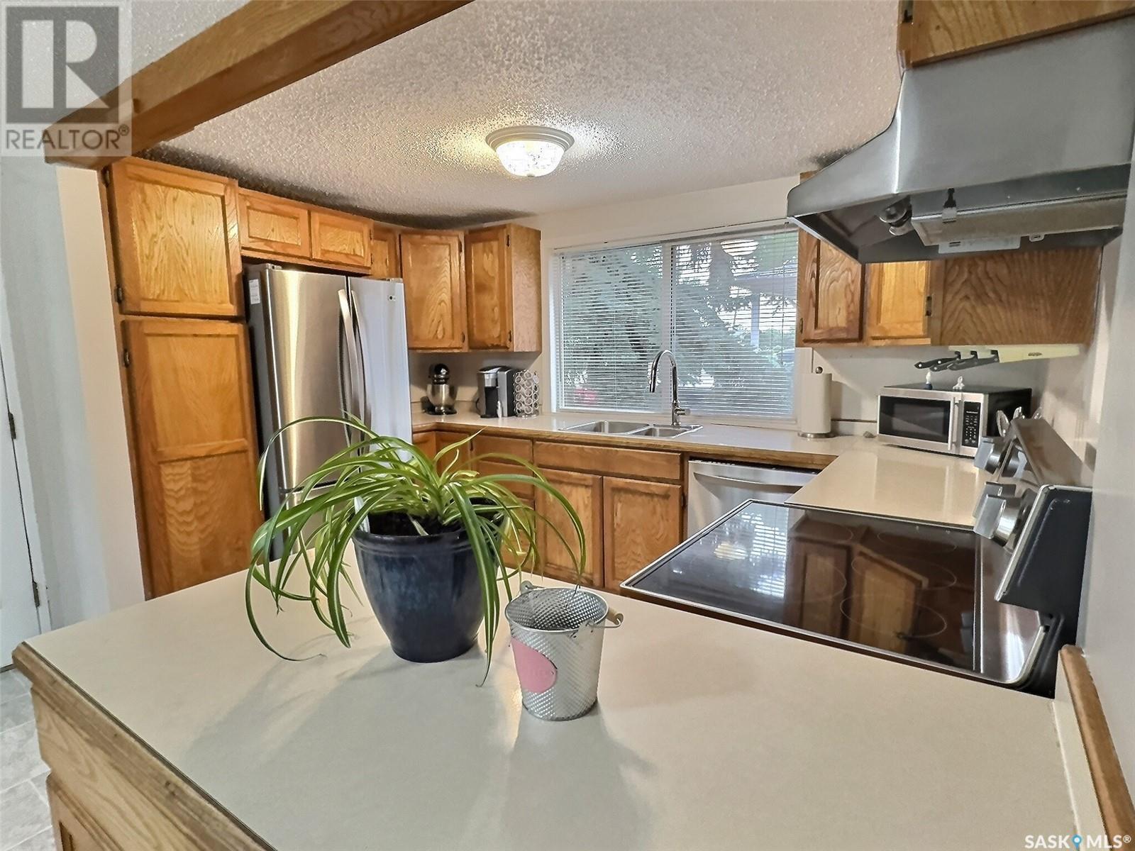 525 First A Street, Estevan, Saskatchewan  S4A 0C4 - Photo 6 - SK014469