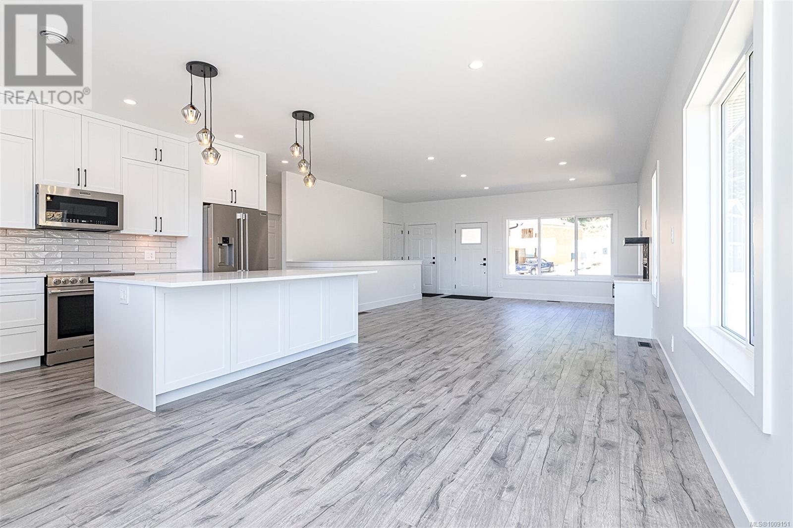 Property at 2605 Nickson Way image 4