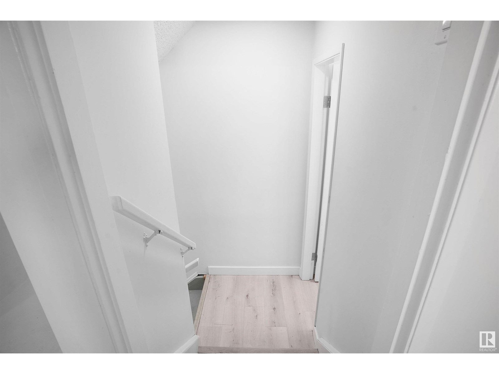 1794 Lakewood S Nw, Edmonton, Alberta  T6K 3B6 - Photo 14 - E4450961