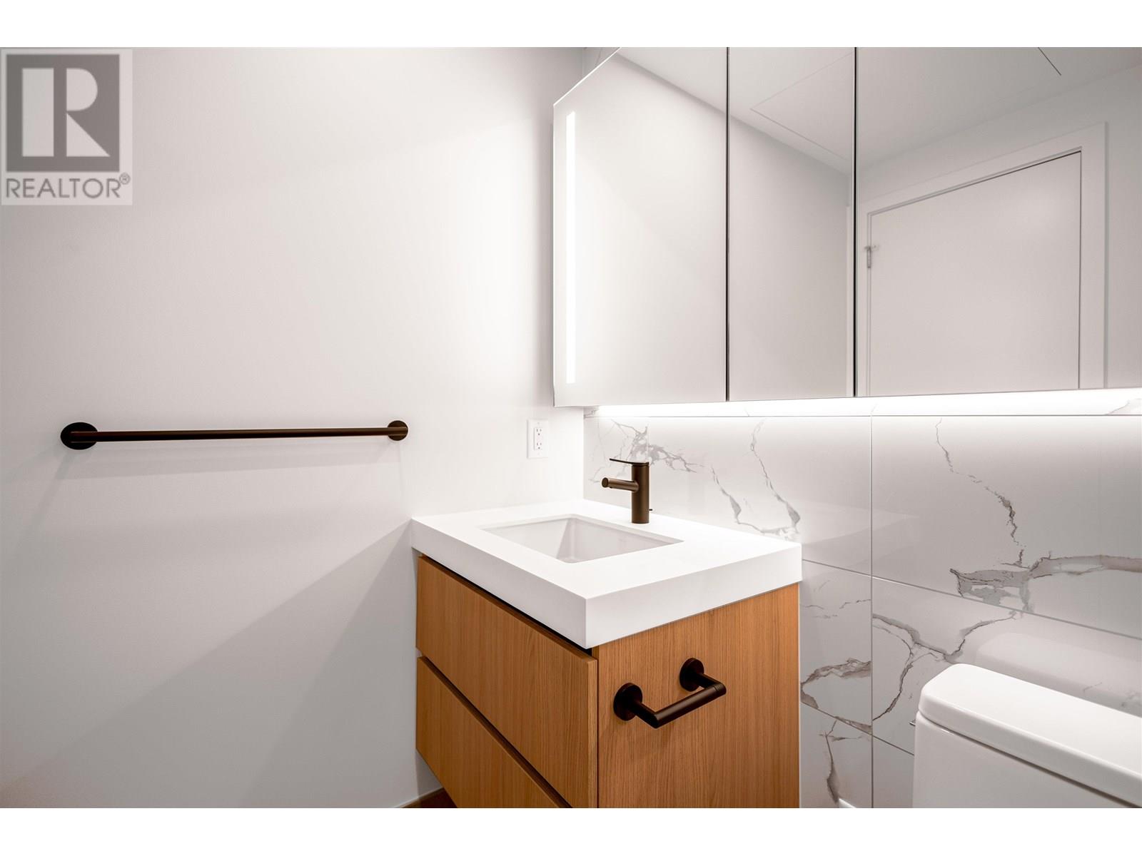 2505 5987 Wilson Avenue, Burnaby, British Columbia  V5H 0L7 - Photo 9 - R3030437