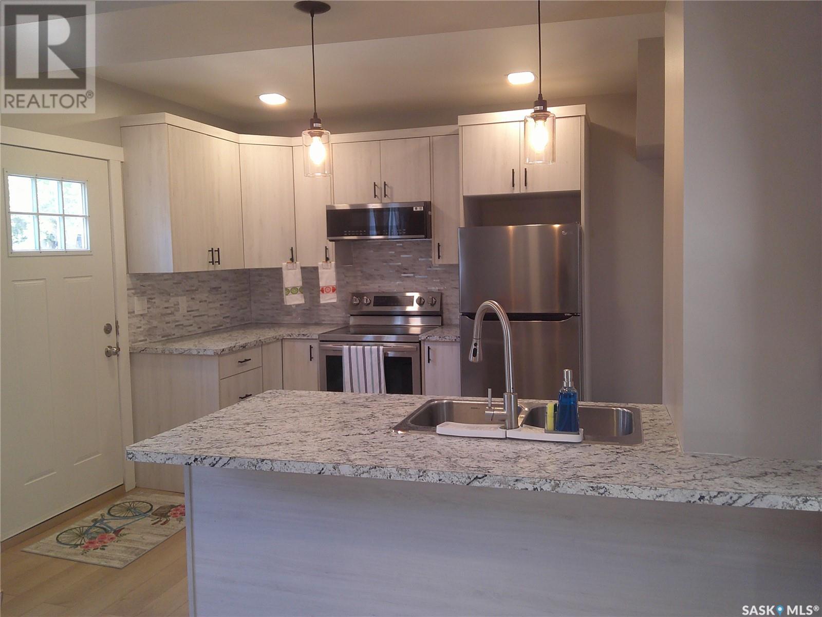 Property at 3726 Dewdney AVENUE image 2