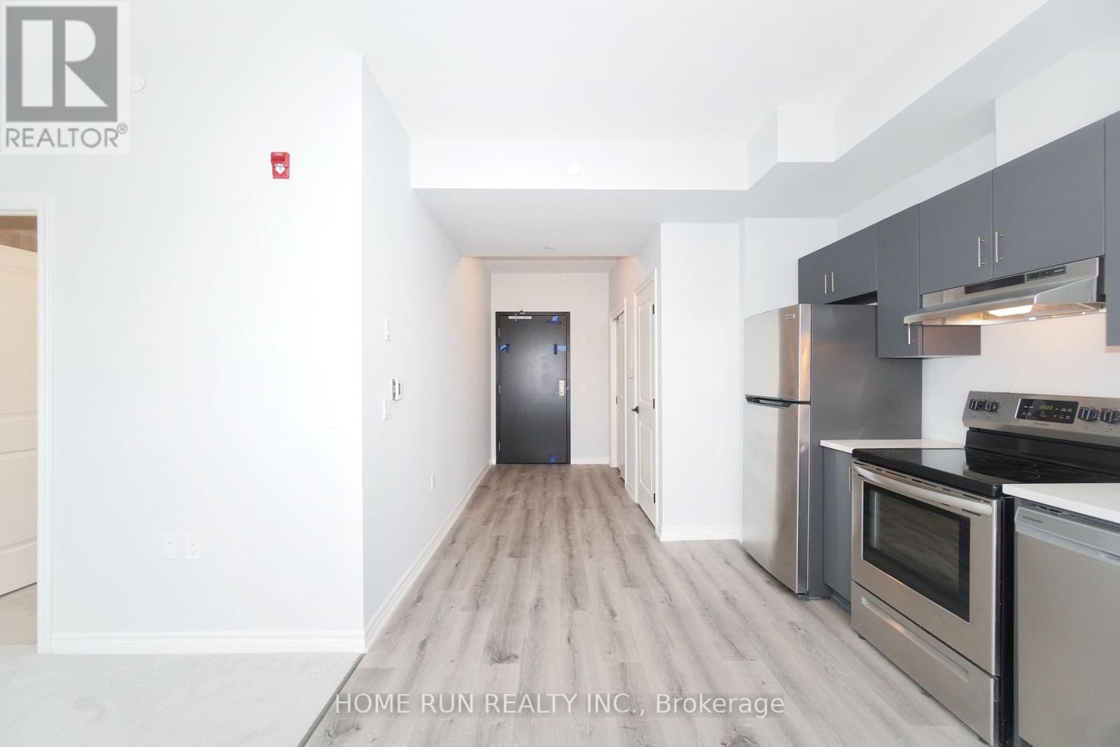302 - 1350 Hemlock Road, Ottawa, Ontario  K1K 5C2 - Photo 6 - X12321481