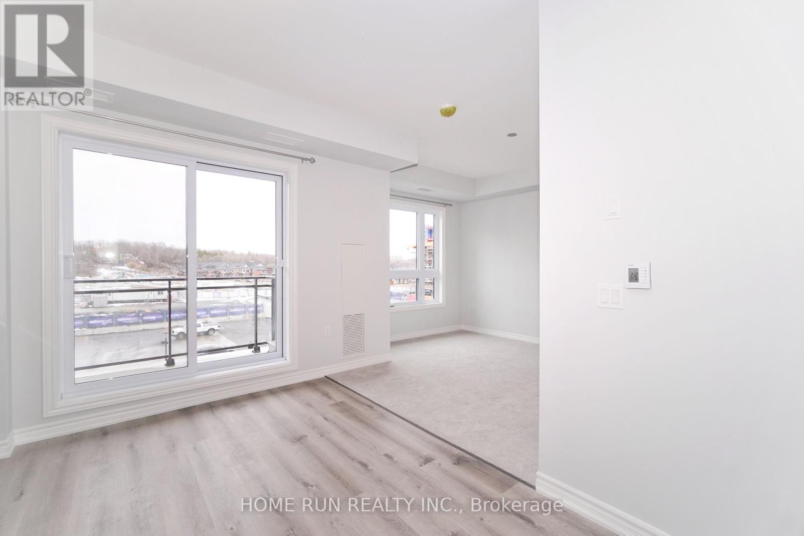 Property at 302 - 1350 HEMLOCK ROAD image 4