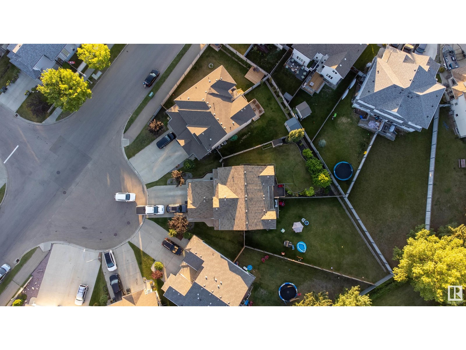 Property at 16 Aralia CV image 2
