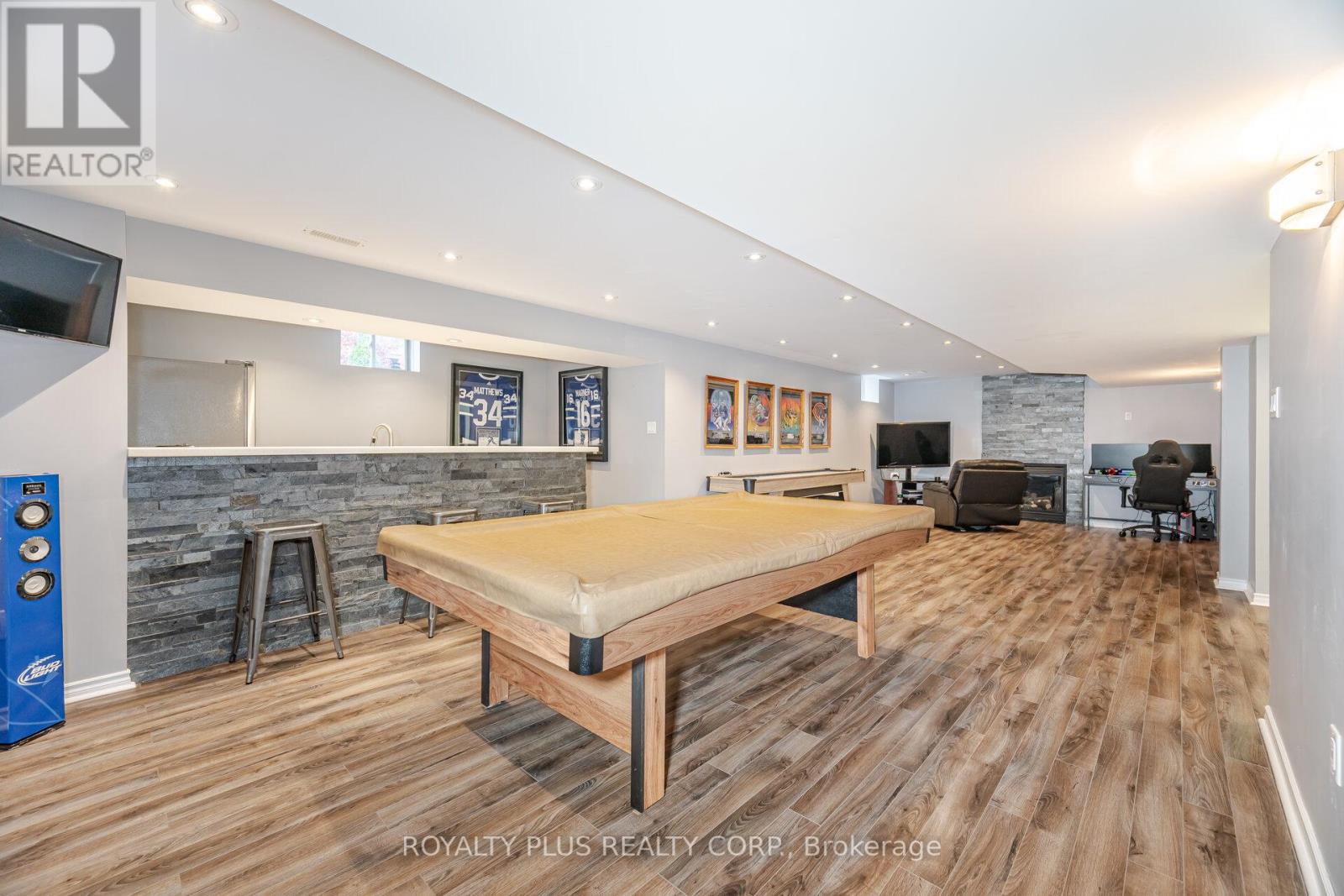 25 Mccandless Court, Caledon, Ontario  L7C 3R6 - Photo 36 - W12321480