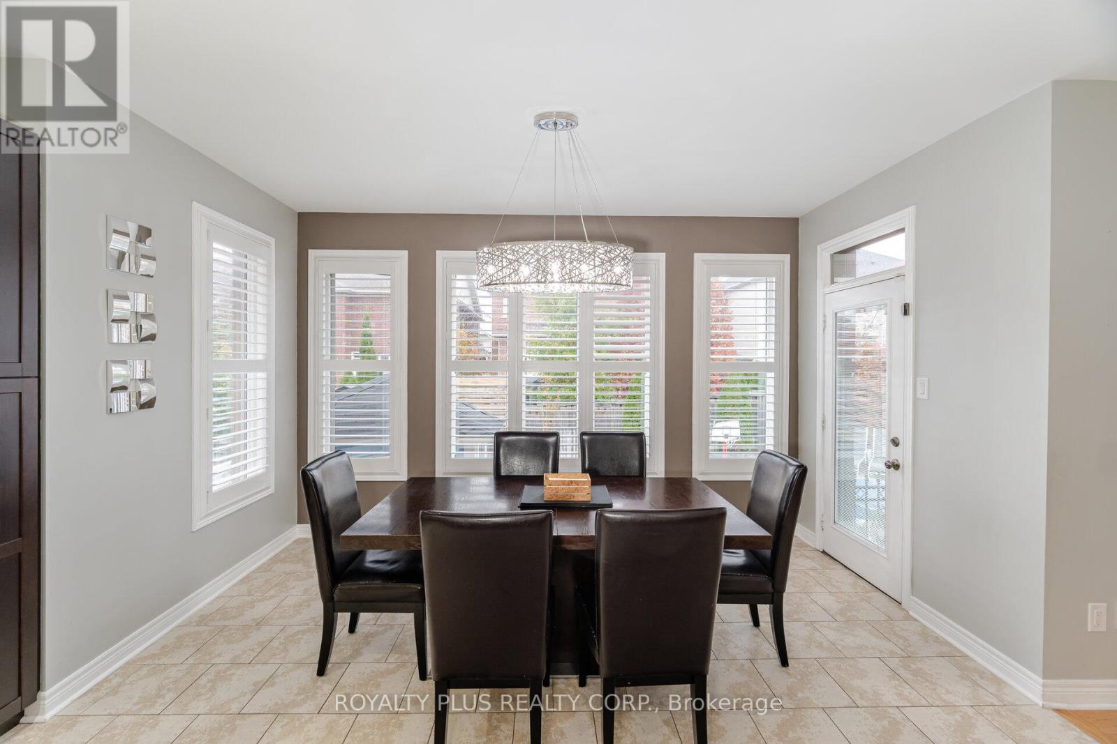 25 Mccandless Court, Caledon, Ontario  L7C 3R6 - Photo 15 - W12321480