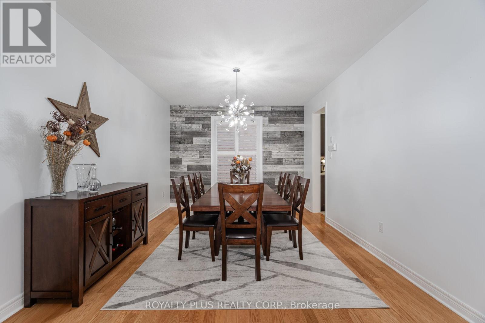 25 Mccandless Court, Caledon, Ontario  L7C 3R6 - Photo 9 - W12321480