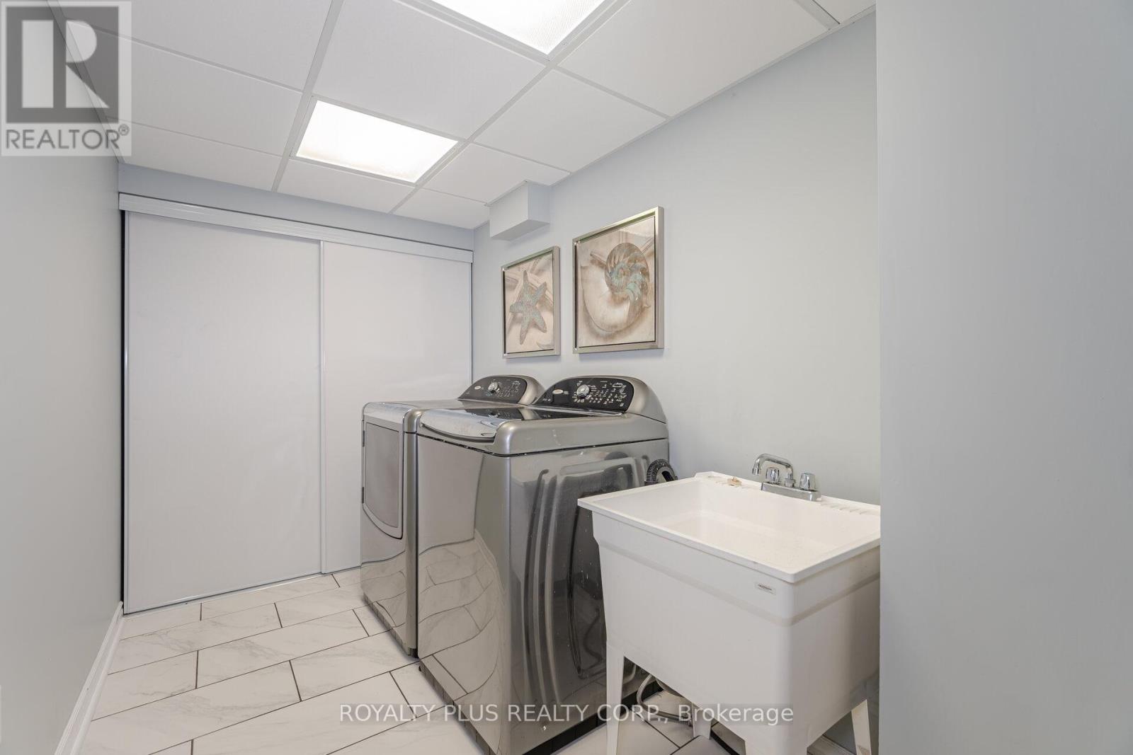 25 Mccandless Court, Caledon, Ontario  L7C 3R6 - Photo 39 - W12321480