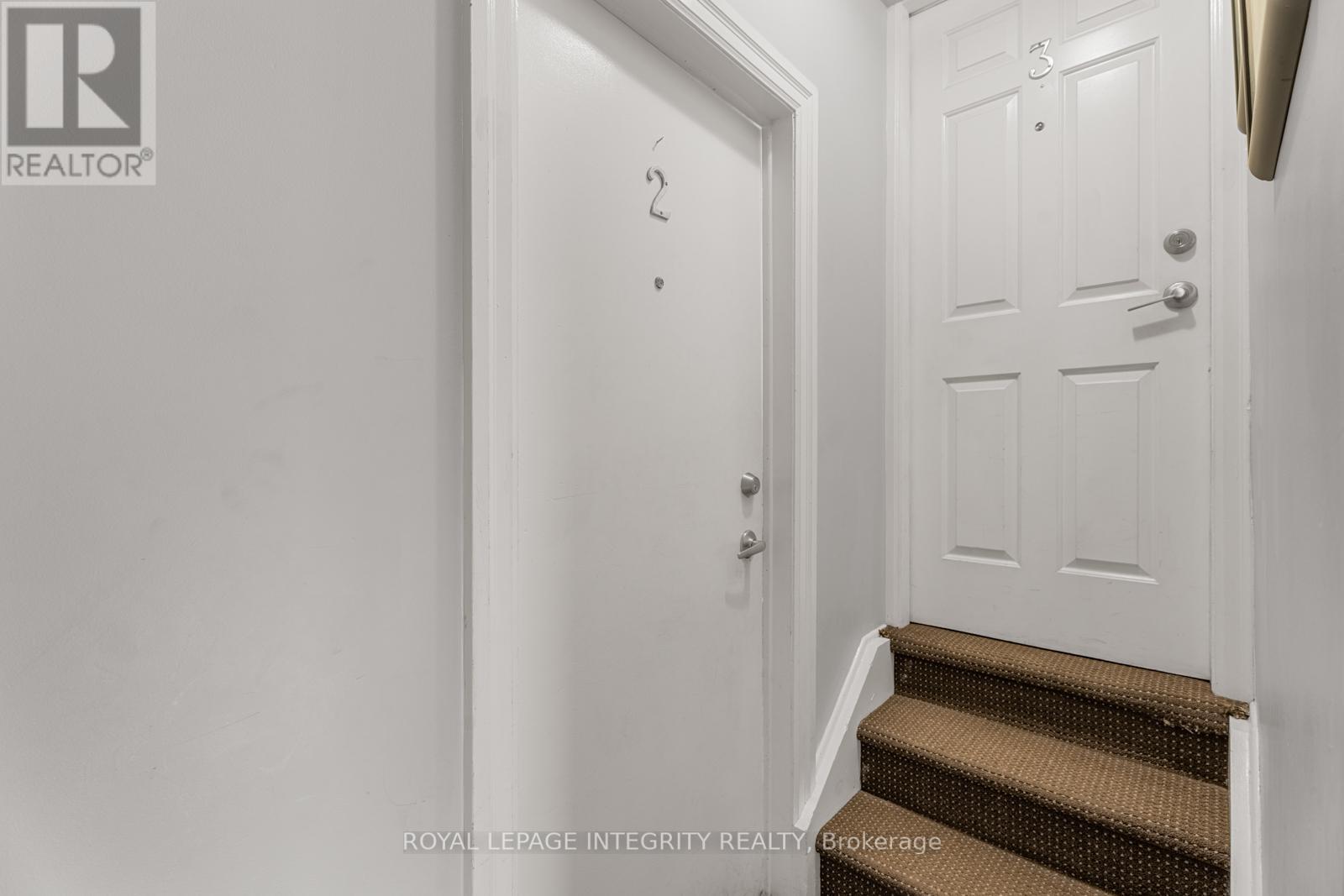 339 Chapel Street, Ottawa, Ontario  K1N 7Z5 - Photo 16 - X12321528