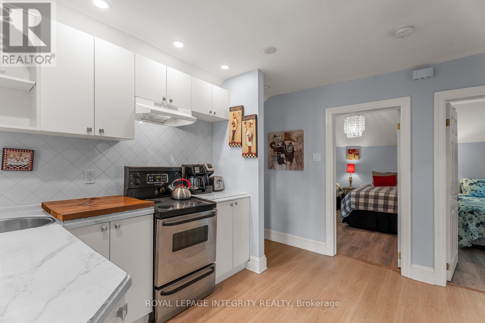 339 Chapel Street, Ottawa, Ontario  K1N 7Z5 - Photo 30 - X12321528