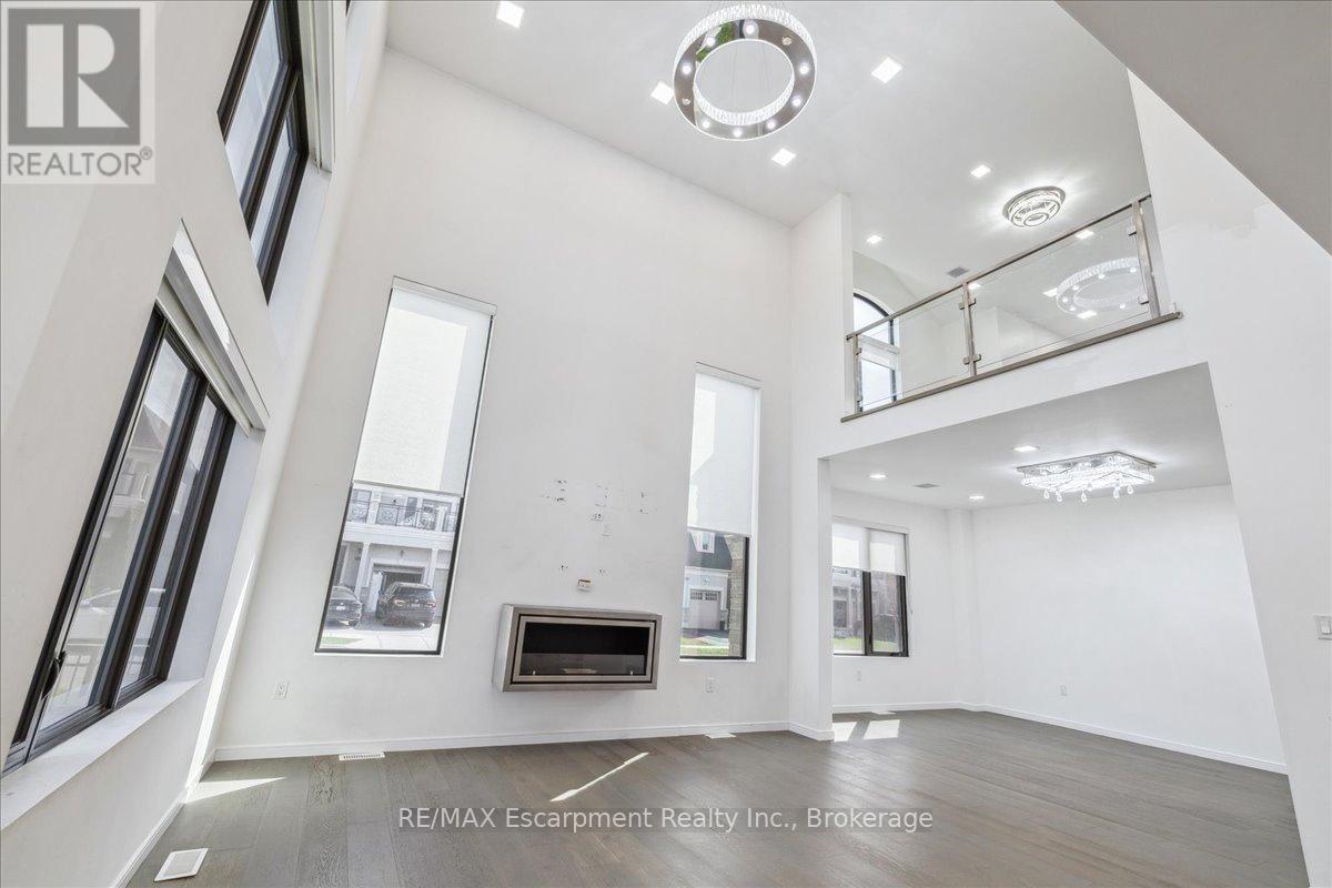 39 Sunrow Gate, Hamilton, Ontario  L8E 5C2 - Photo 16 - X12321534