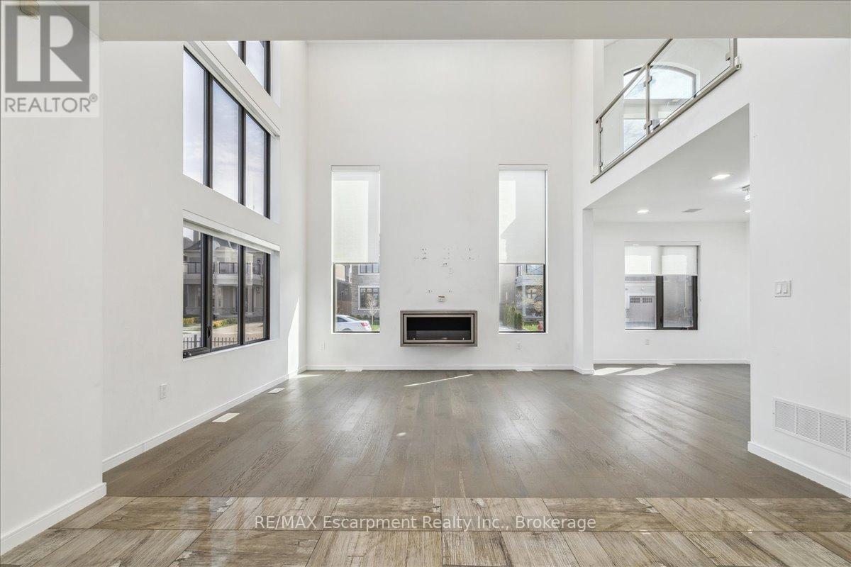 39 Sunrow Gate, Hamilton, Ontario  L8E 5C2 - Photo 17 - X12321534