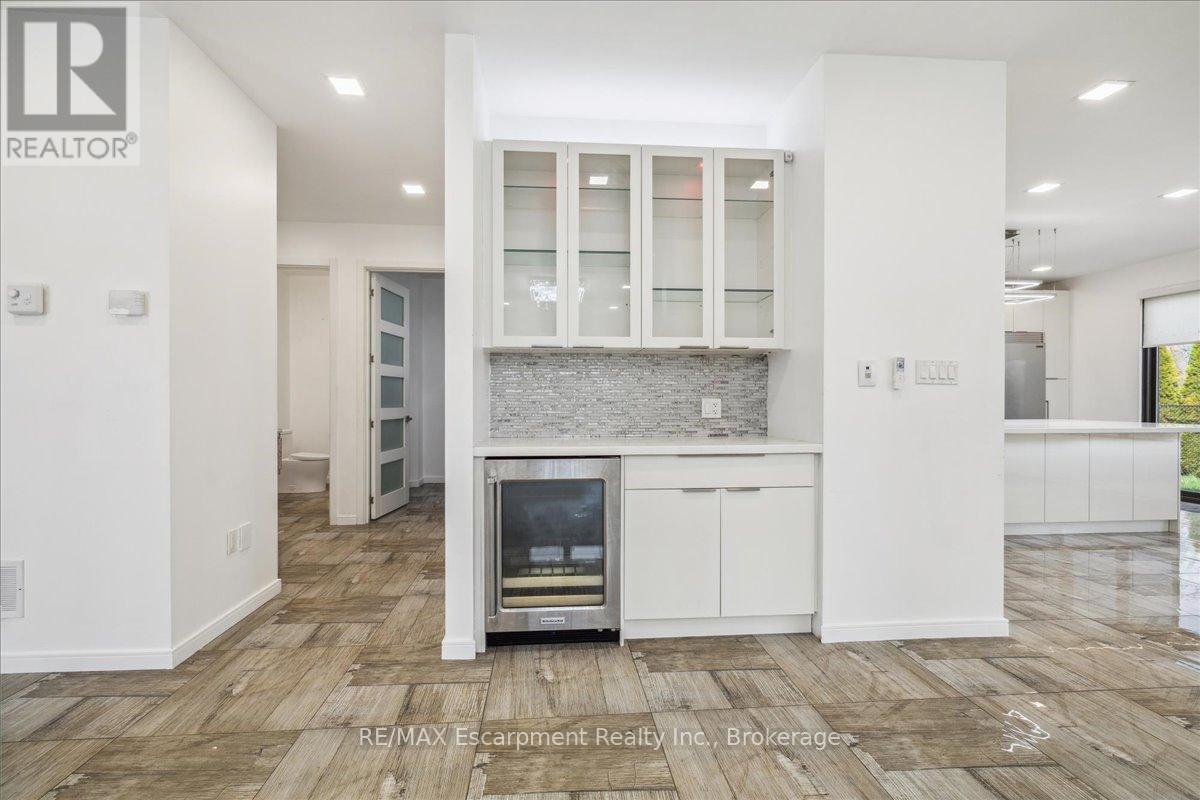 39 Sunrow Gate, Hamilton, Ontario  L8E 5C2 - Photo 28 - X12321534