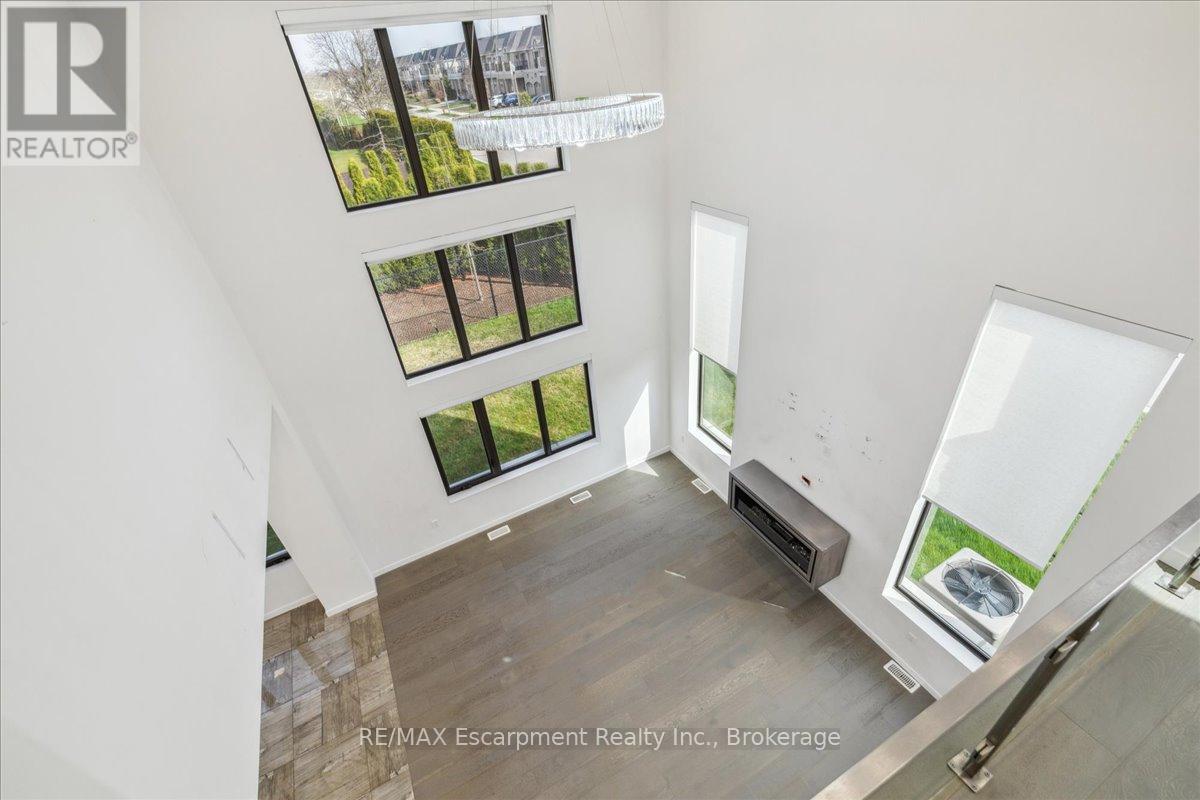 39 Sunrow Gate, Hamilton, Ontario  L8E 5C2 - Photo 31 - X12321534