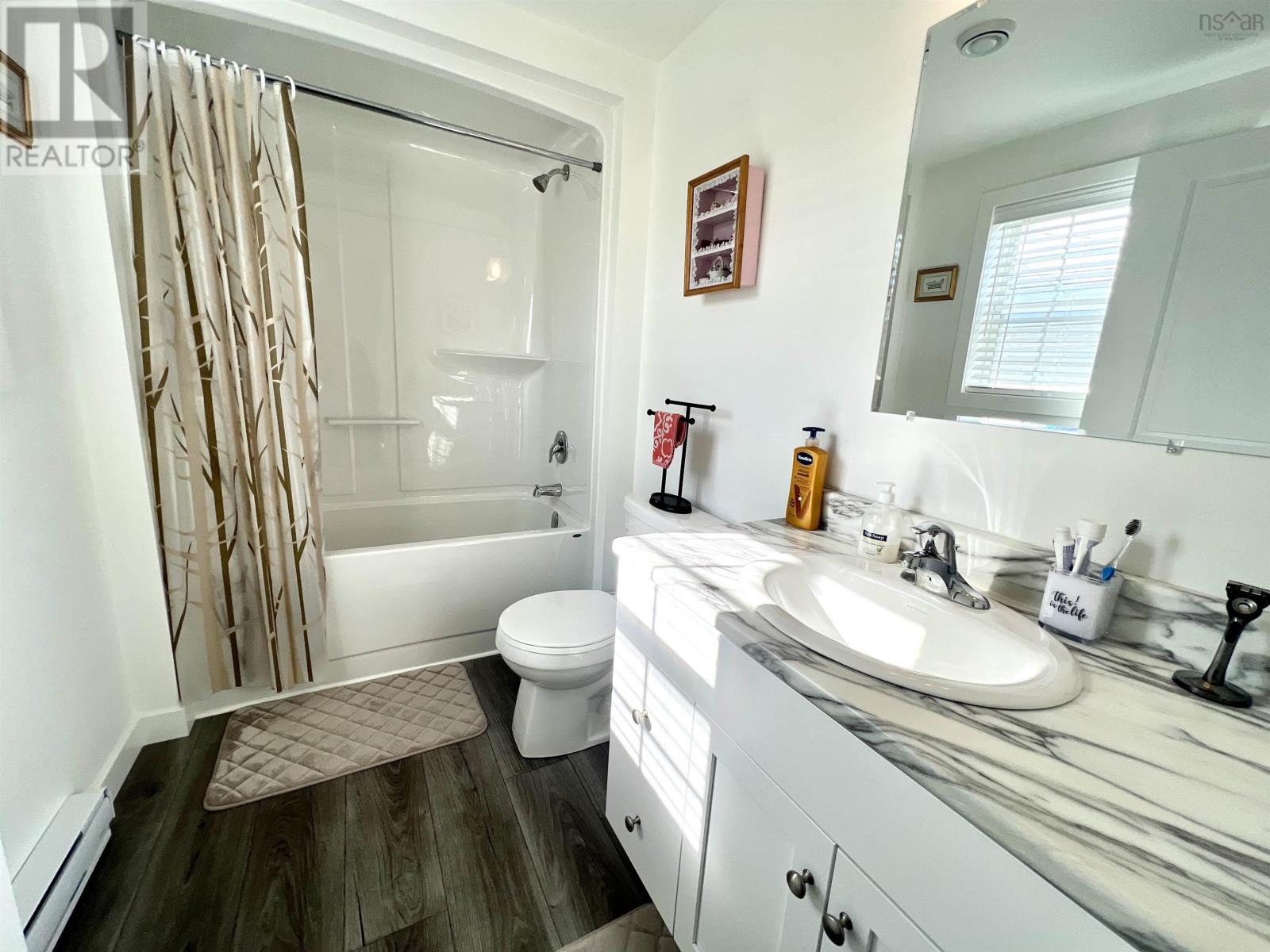 4 Macleod Avenue, Port Hawkesbury, Nova Scotia  B9A 3L5 - Photo 14 - 202519462