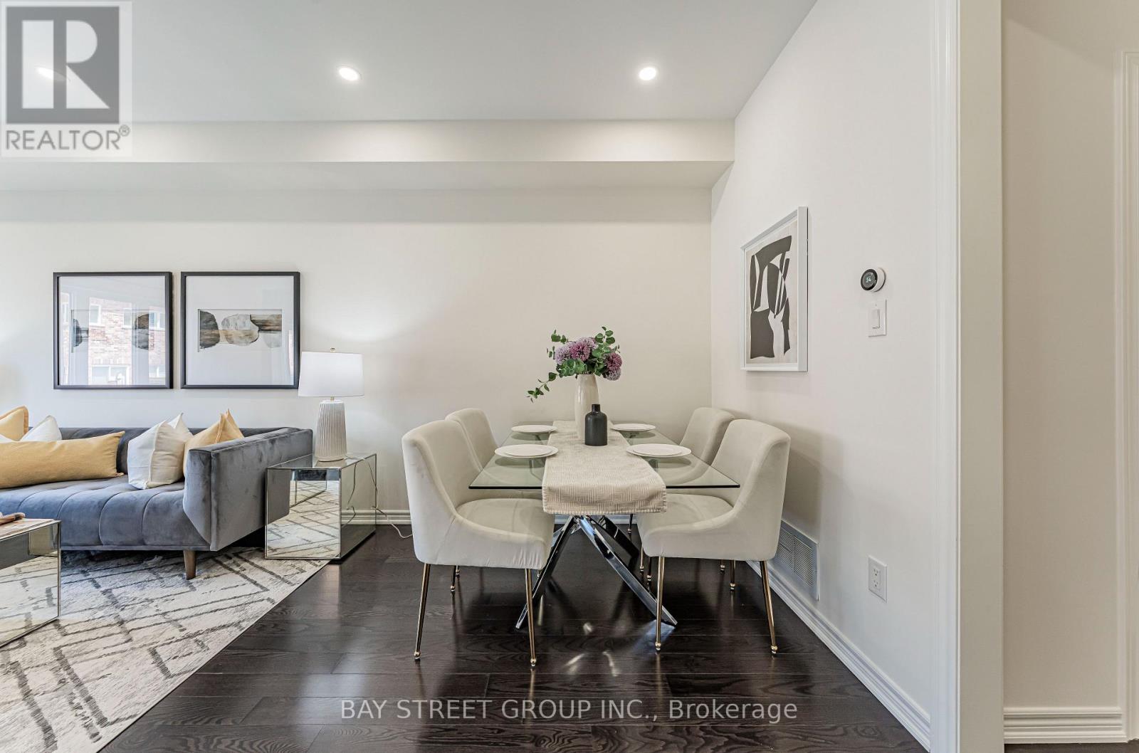 28 Rougeview Park Crescent, Markham, Ontario  L6E 0P7 - Photo 10 - N12321513