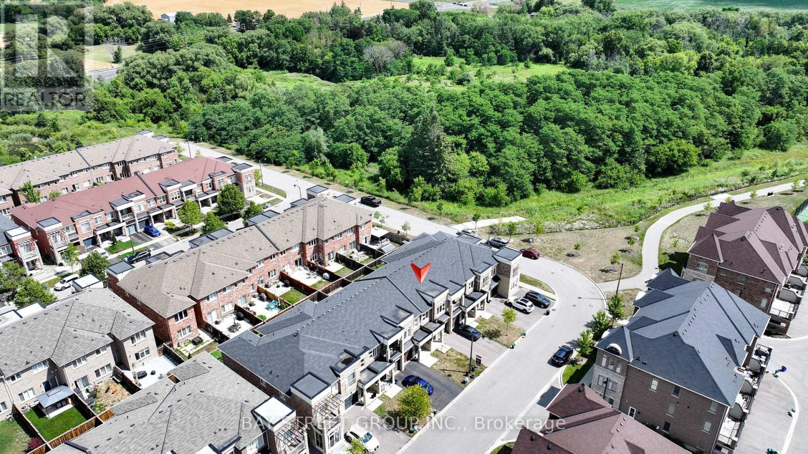 Property at 28 ROUGEVIEW PARK CRESCENT image 2