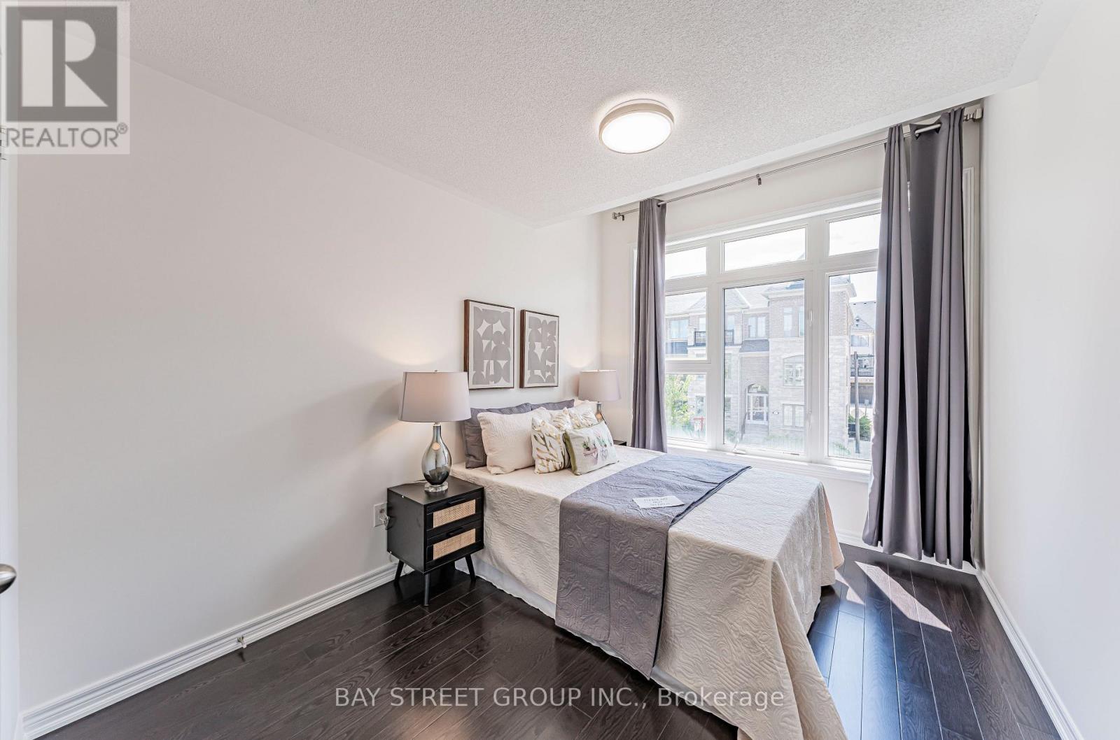 28 Rougeview Park Crescent, Markham, Ontario  L6E 0P7 - Photo 32 - N12321513