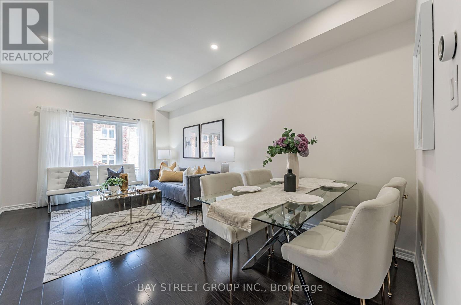 28 Rougeview Park Crescent, Markham, Ontario  L6E 0P7 - Photo 9 - N12321513