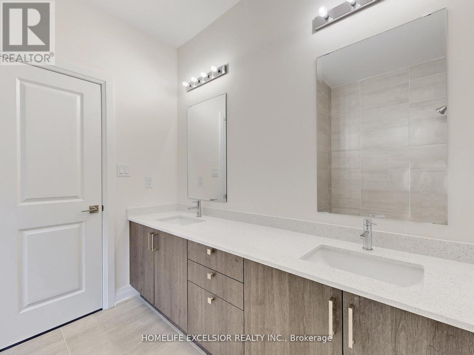 19 Aida Place, Richmond Hill, Ontario  L4E 2Y5 - Photo 36 - N12321521