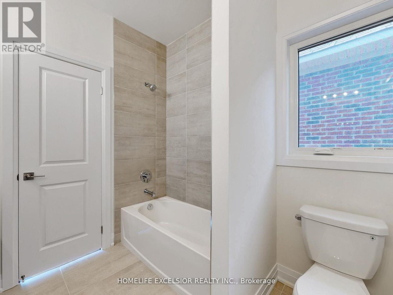 19 Aida Place, Richmond Hill, Ontario  L4E 2Y5 - Photo 37 - N12321521