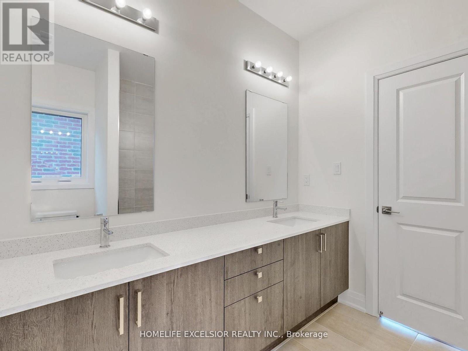 19 Aida Place, Richmond Hill, Ontario  L4E 2Y5 - Photo 38 - N12321521