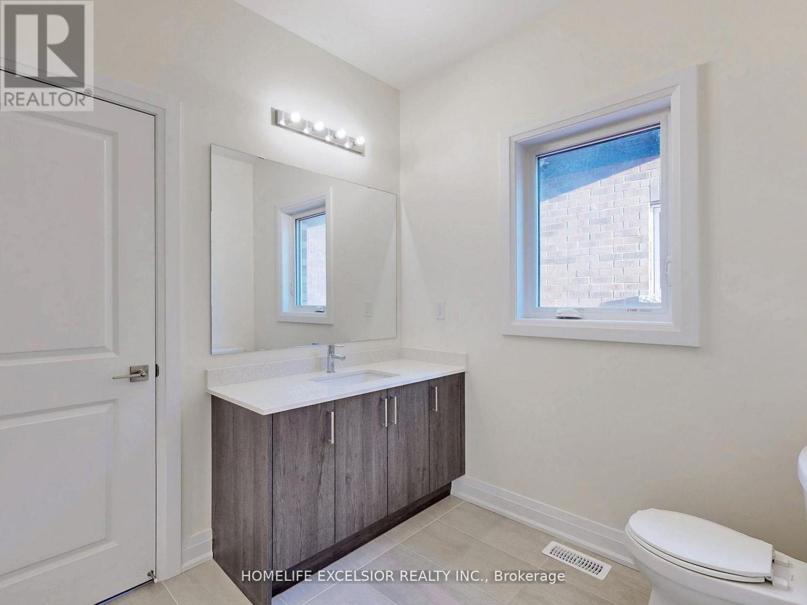 19 Aida Place, Richmond Hill, Ontario  L4E 2Y5 - Photo 42 - N12321521