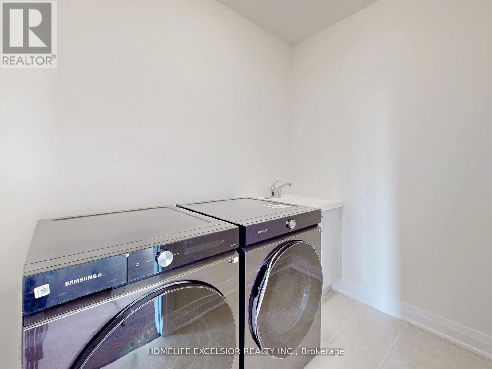 19 Aida Place, Richmond Hill, Ontario  L4E 2Y5 - Photo 43 - N12321521