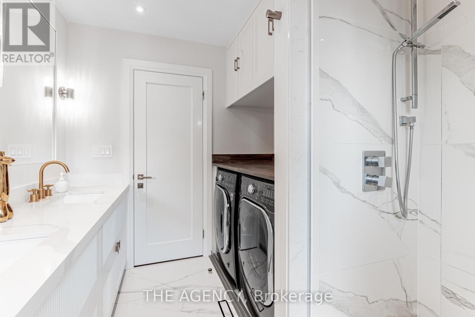 14639 Leslie Street, Aurora, Ontario  L4G 7C6 - Photo 11 - N12321526