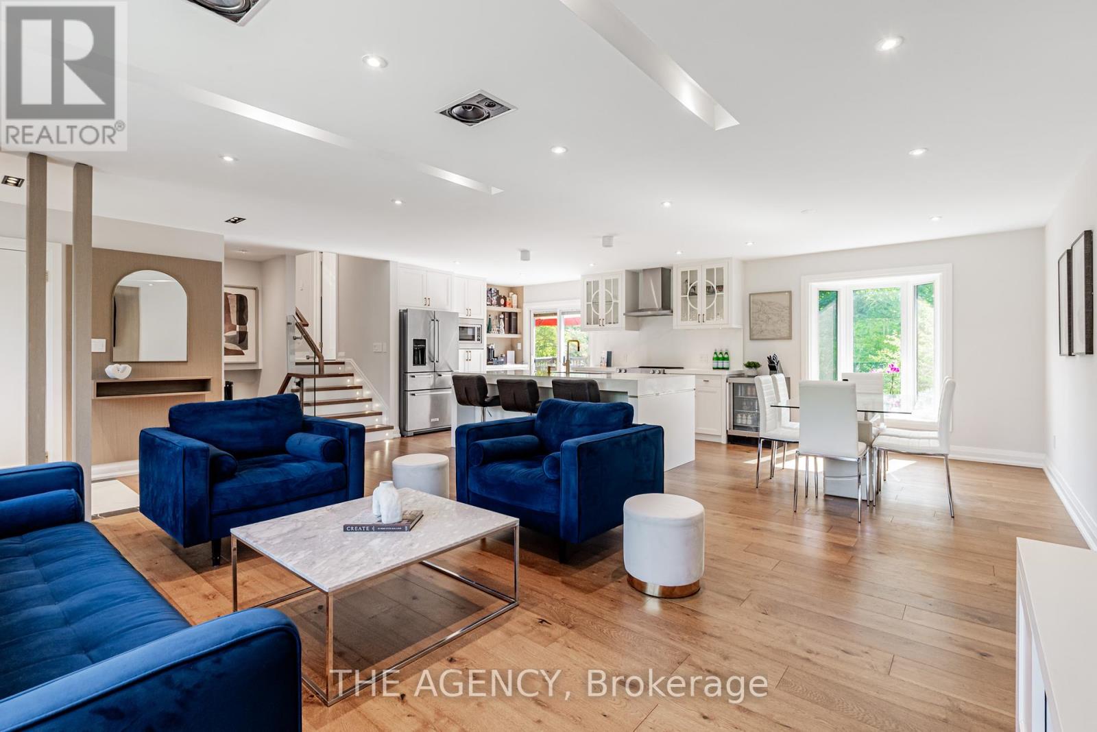 14639 Leslie Street, Aurora, Ontario  L4G 7C6 - Photo 4 - N12321526