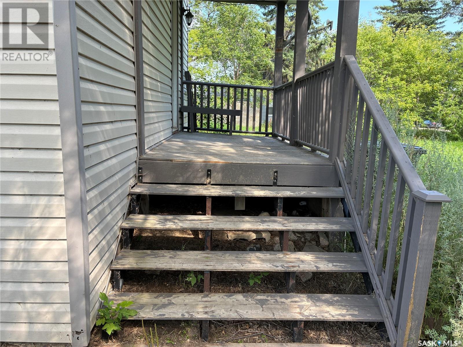 502 Bangor Avenue, Viscount, Saskatchewan  S0K 4M0 - Photo 3 - SK014491