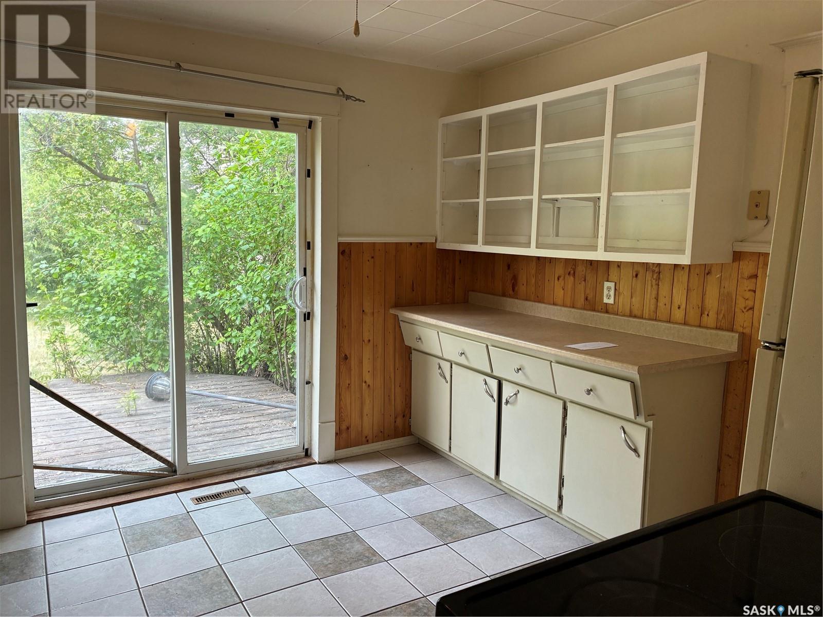 502 Bangor Avenue, Viscount, Saskatchewan  S0K 4M0 - Photo 7 - SK014491