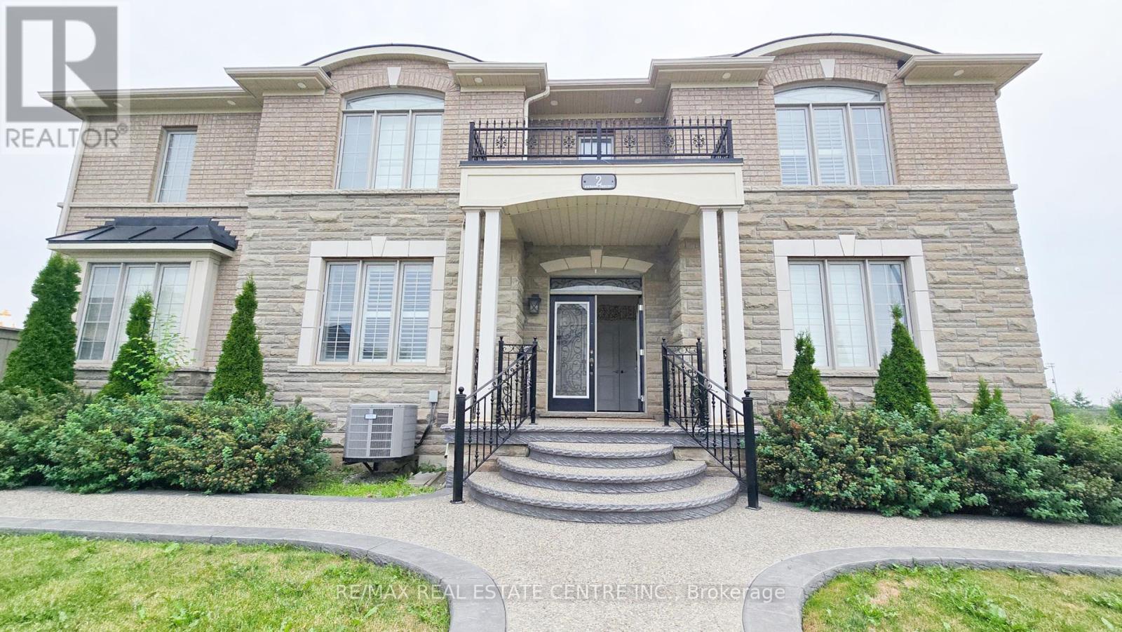 Property at 2 BUCHANAN CRESCENT image 1