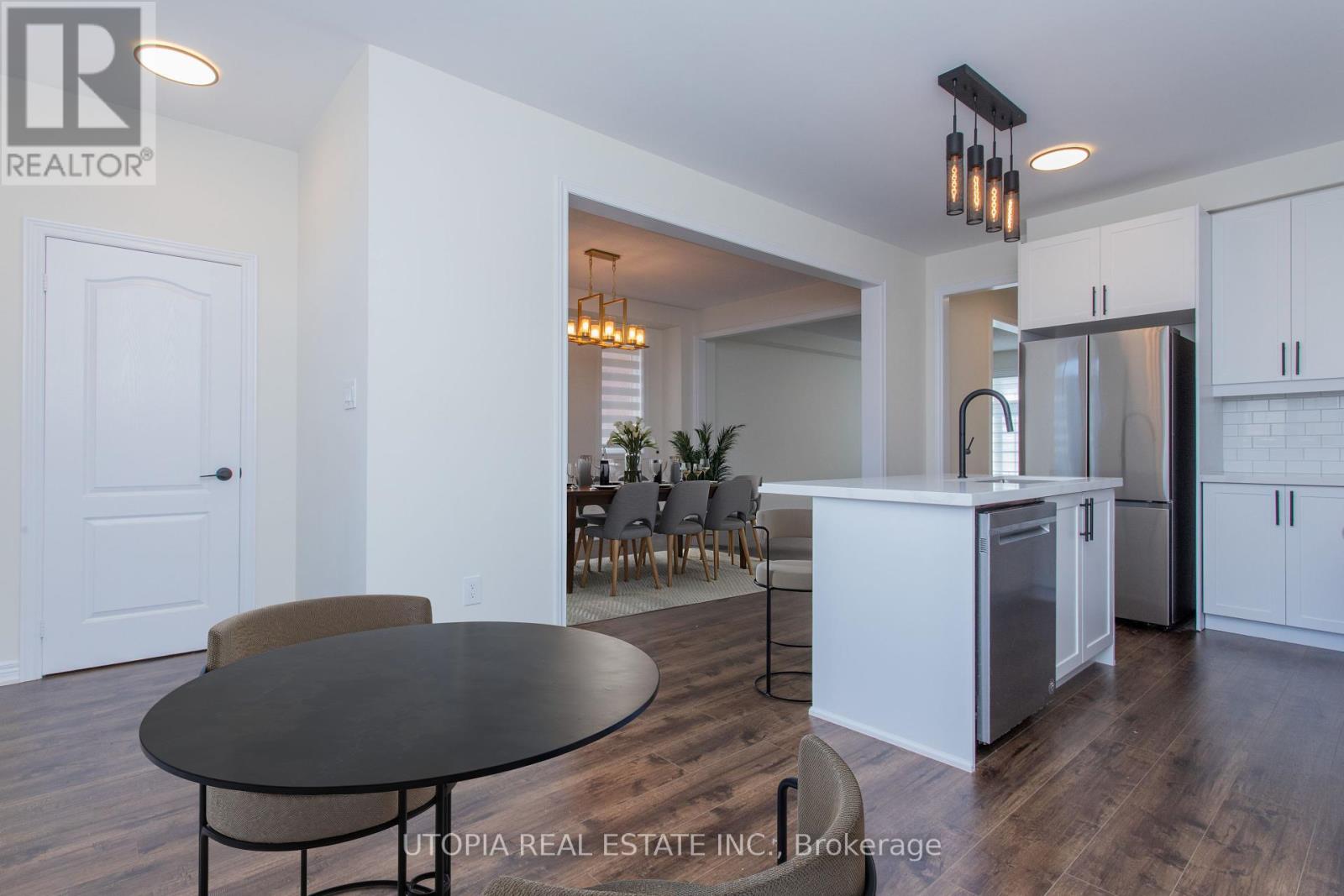 5409 Tenth Line W, Mississauga, Ontario  L5M 0V7 - Photo 10 - W12321524