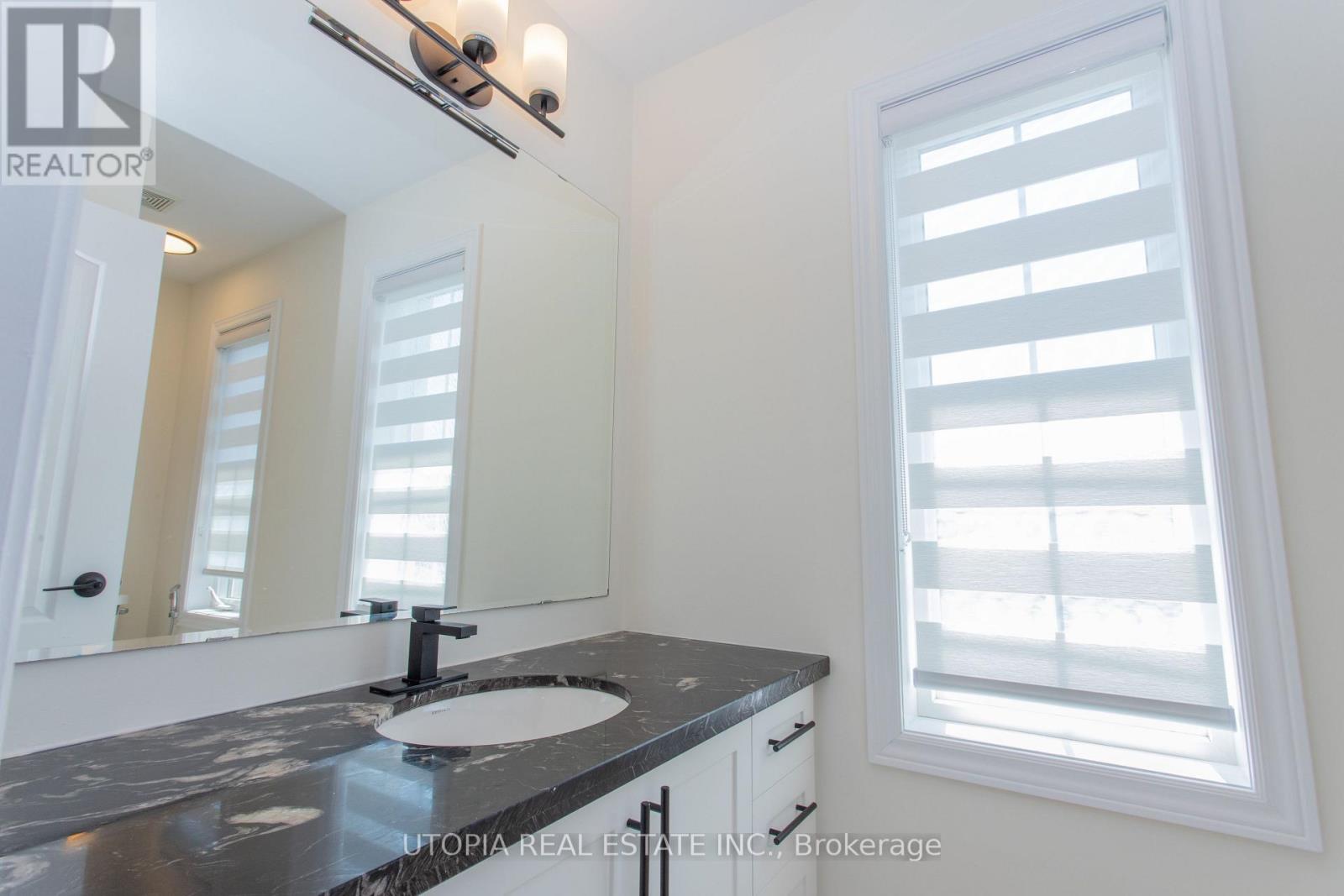 5409 Tenth Line W, Mississauga, Ontario  L5M 0V7 - Photo 20 - W12321524