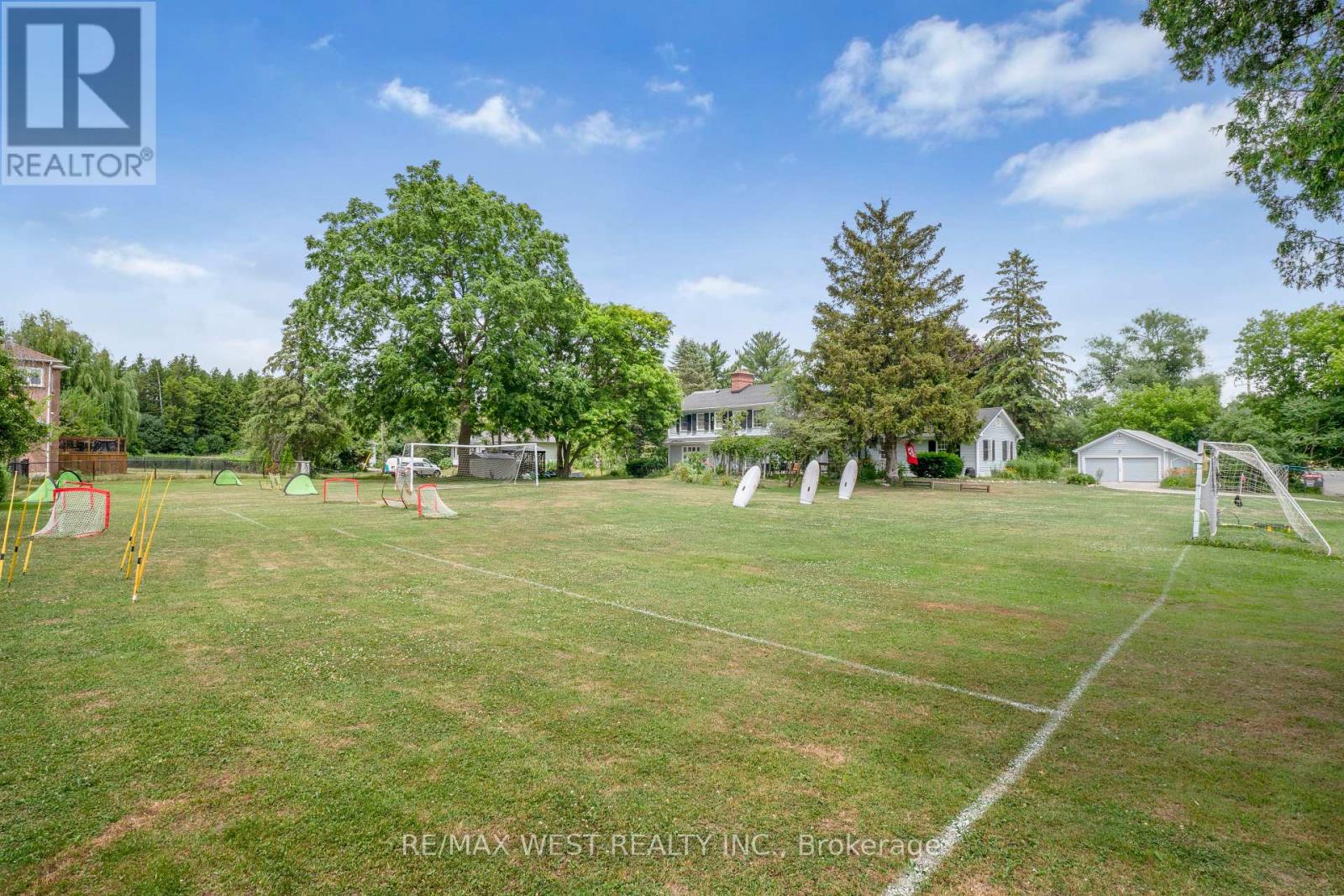 11222 Bayview Avenue, Richmond Hill, Ontario  L4S 1L4 - Photo 11 - N12265536