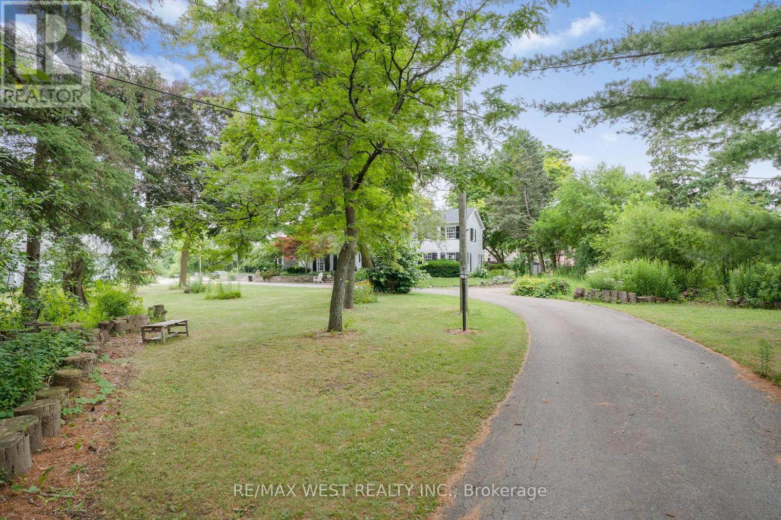 11222 Bayview Avenue, Richmond Hill, Ontario  L4S 1L4 - Photo 17 - N12265536