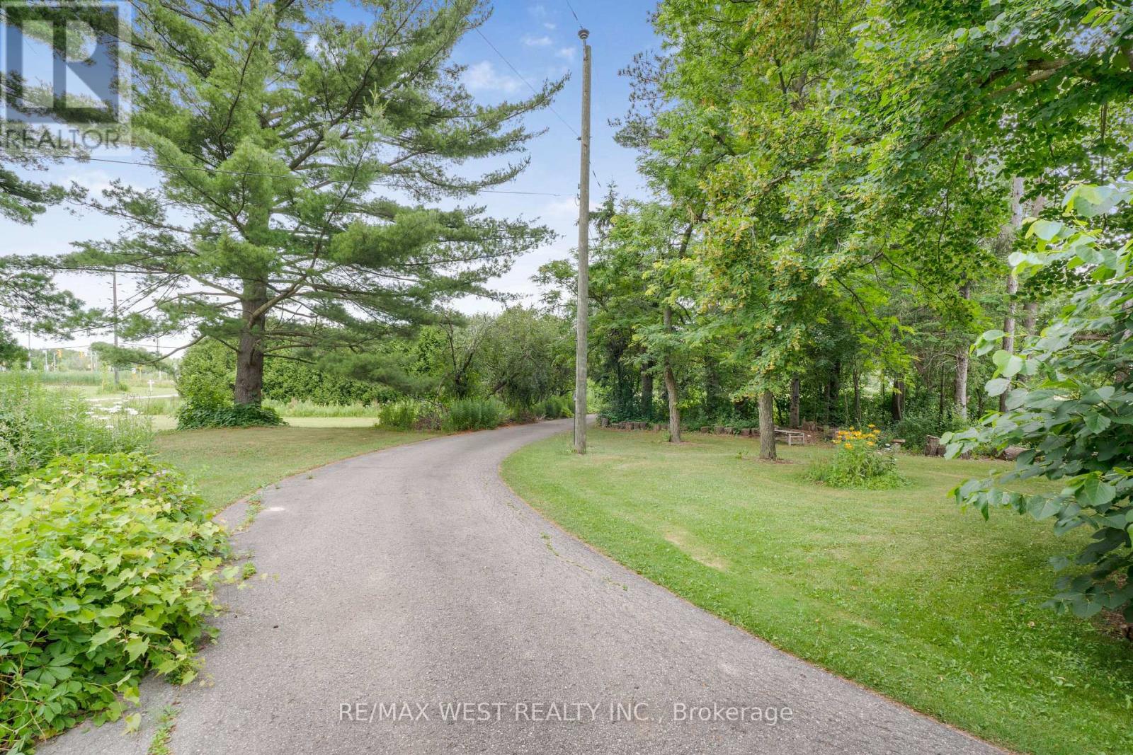 11222 Bayview Avenue, Richmond Hill, Ontario  L4S 1L4 - Photo 15 - N12265536