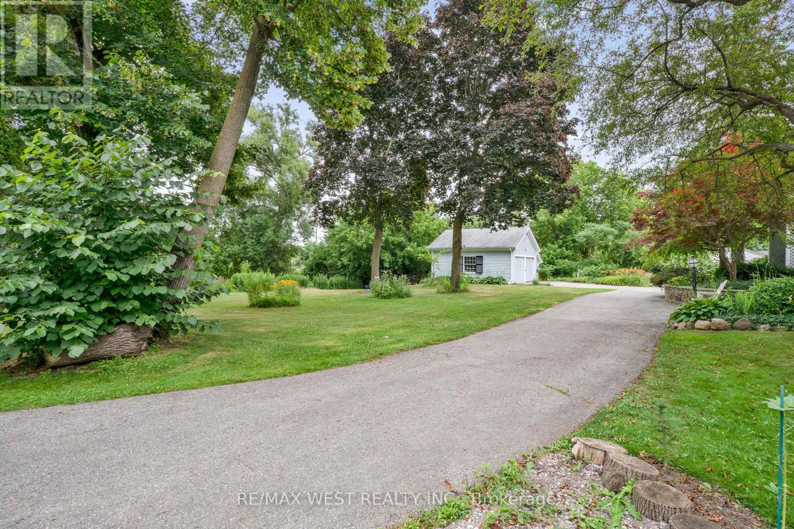 11222 Bayview Avenue, Richmond Hill, Ontario  L4S 1L4 - Photo 14 - N12265536