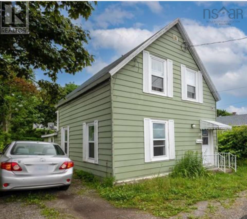14 Mcdougall Street, Glace Bay, Nova Scotia  B1A 3E7 - Photo 3 - 202516715