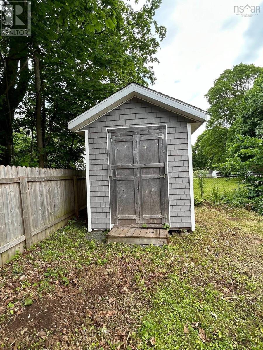 124 Church Street, Amherst, Nova Scotia  B4H 3B8 - Photo 50 - 202425999