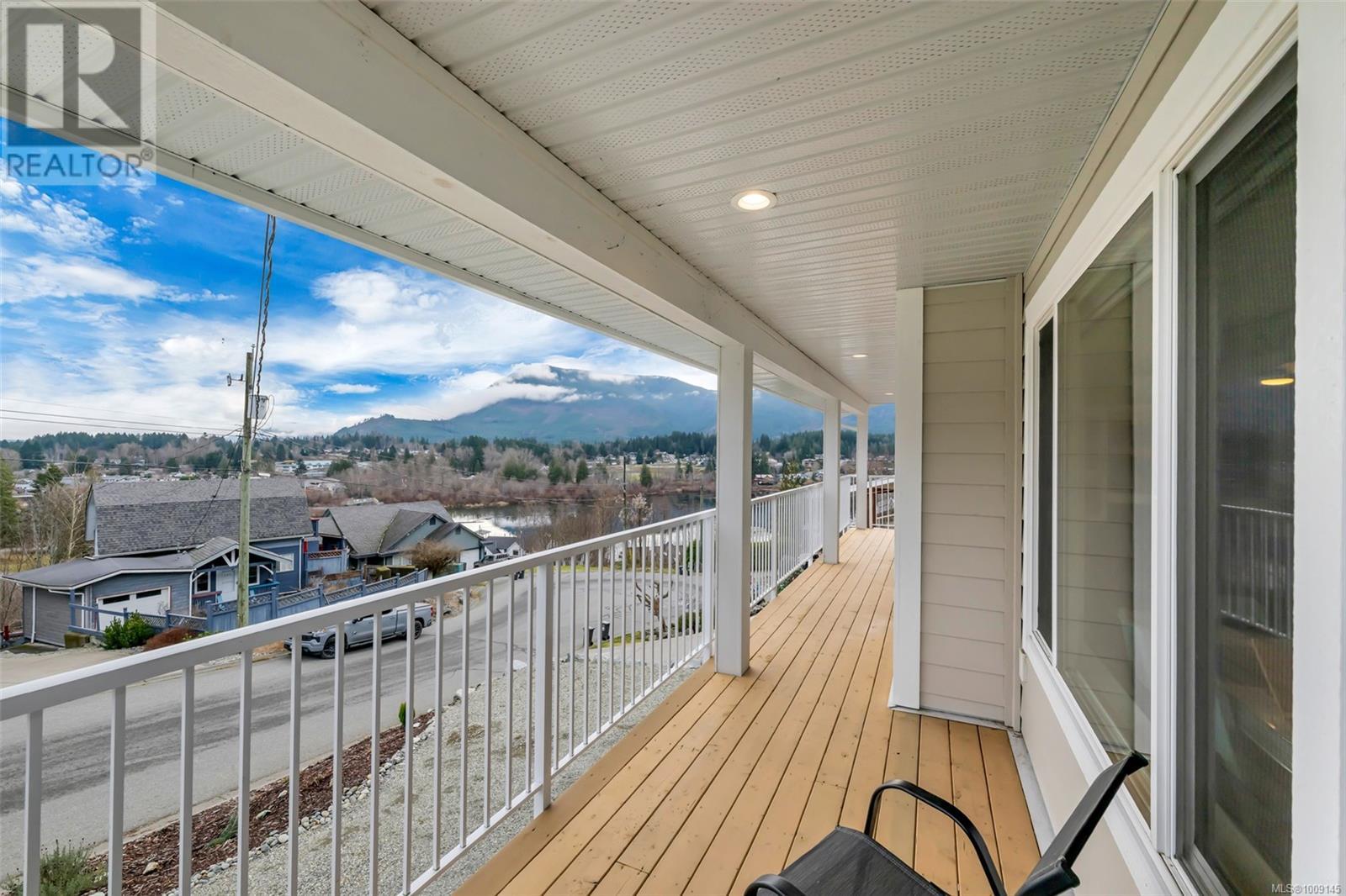 275 Castley Hts, Lake Cowichan, British Columbia  V0R 2G0 - Photo 18 - 1009145