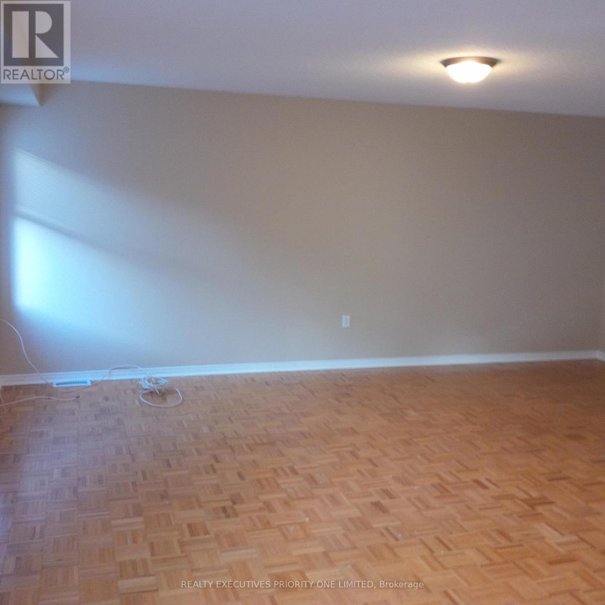 Property at 150 HOLLYWOOD HILL CIRCLE image 5