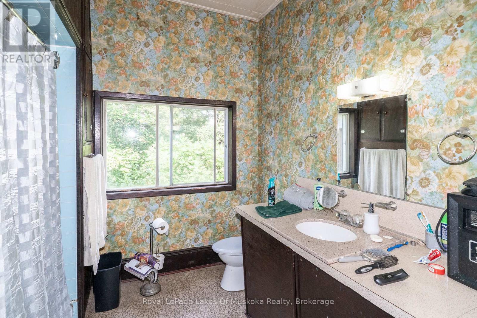 1170 North Shore Drive, Gravenhurst, Ontario  P1P 1R1 - Photo 11 - X12272343