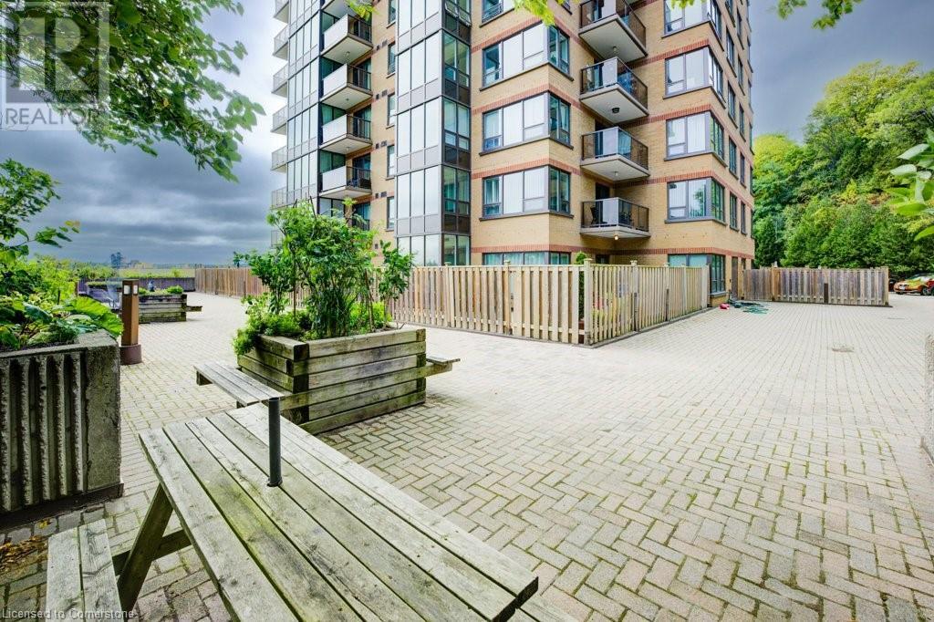 237 King Street W Unit# 407, Cambridge, Ontario  N3H 5L2 - Photo 10 - 40750347